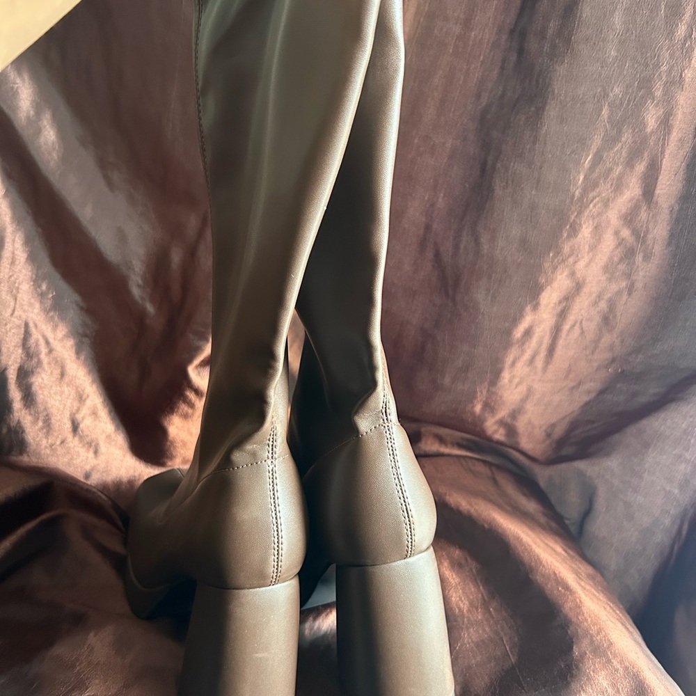Brown Knee-High Women's Boots - Picture 10 of 11